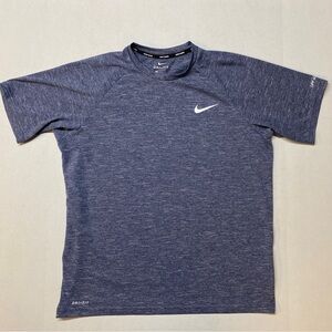 Nike Swim Dri-Fit Men's Large Blue Short Sleeve UPF 40+ T-Shirt